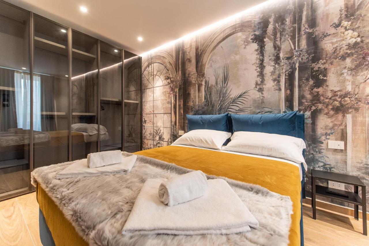 We - Lagrange19 - Luxury Torino